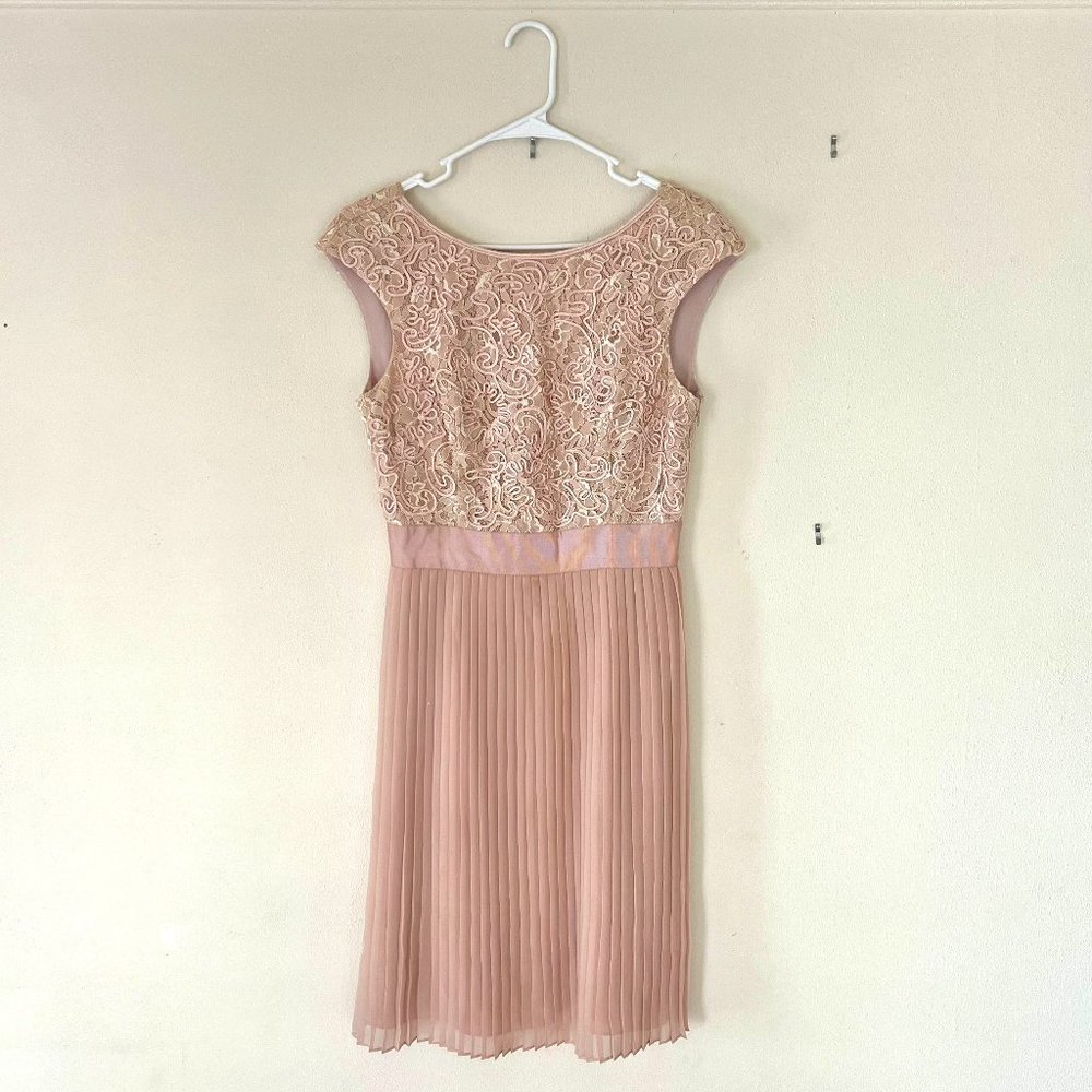 Ted Baker dusty pink dress with embroidered top, knee-length